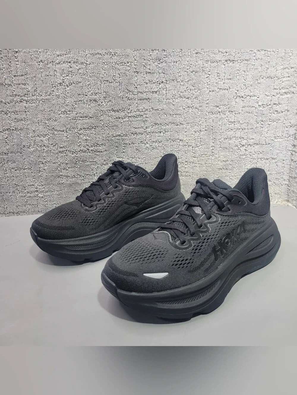 Hoka One One Bondi 9 Womens Size US 7B Black Athletic Running Sneakers